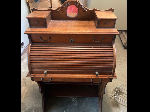 Image for Downsizing Auction in Burlington