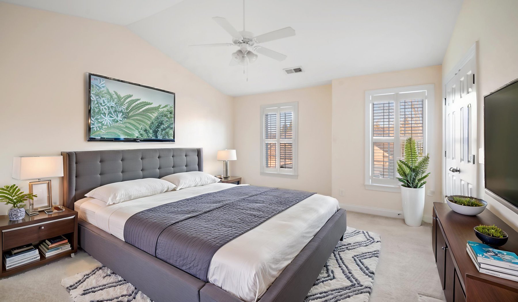 Image for 316 Saint Nicholas Trail