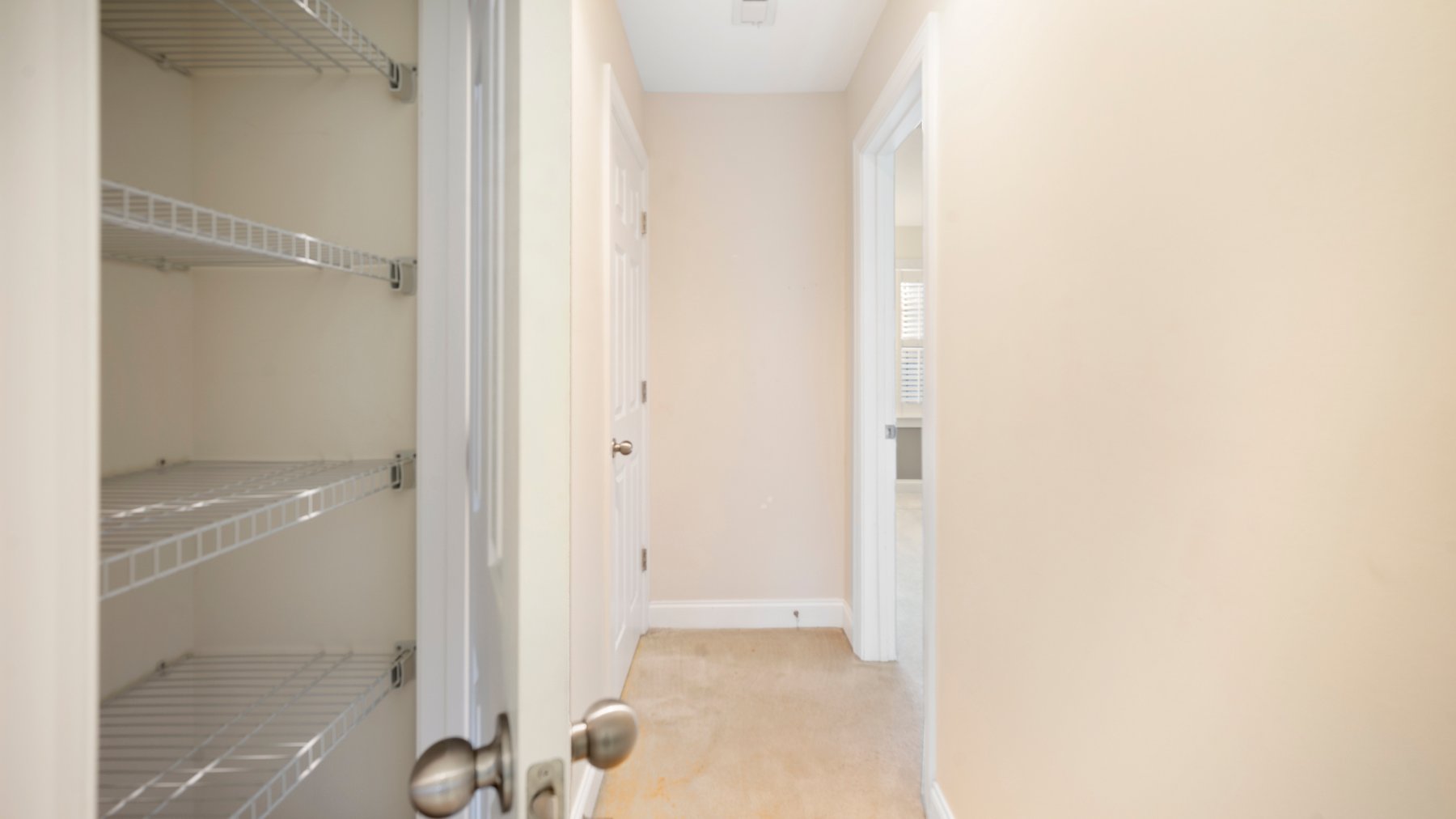 Image for 316 Saint Nicholas Trail