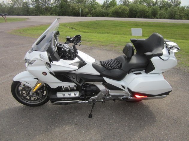 ON-SITE PROFESSIONAL CLEANING SERVICE ★ DO-BID.COM ONLINE AUCTION