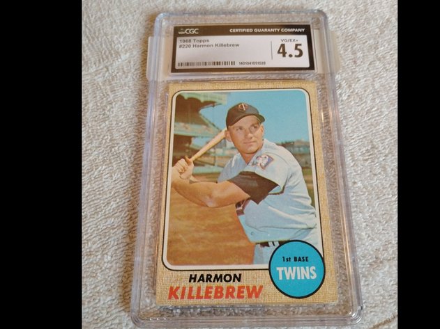 RC's AUCTIONS: SPORTS CARDS, NEON BEER SIGNS, FURNITURE AND MORE ONLINE AUCTION