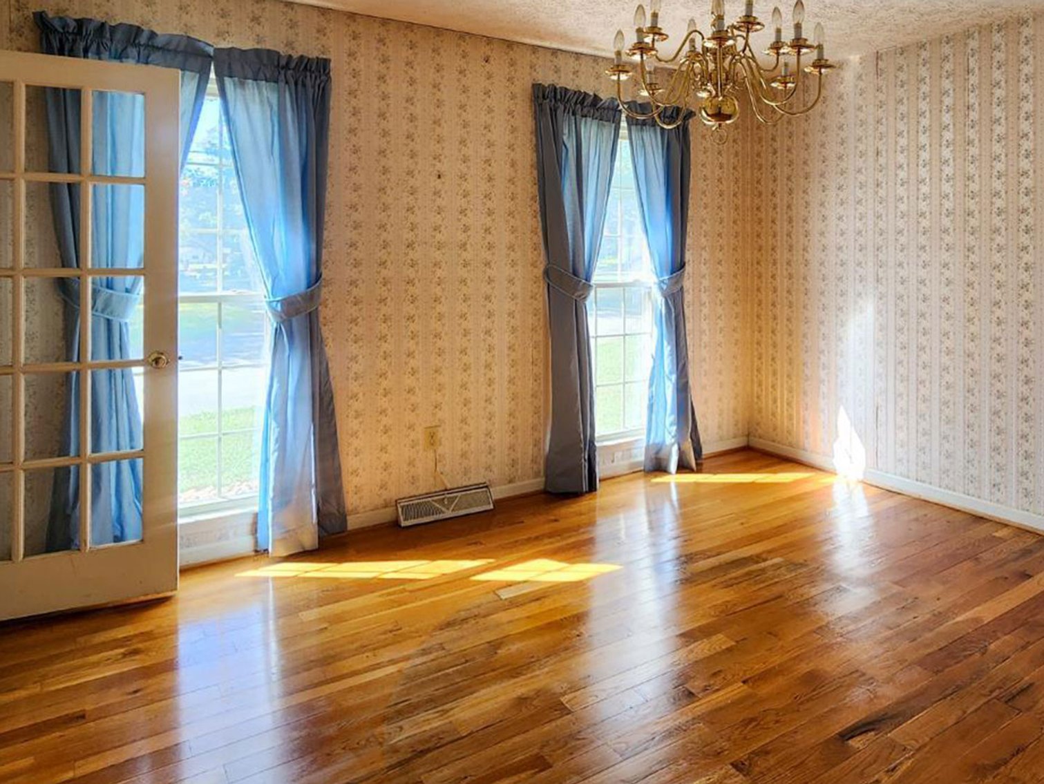 Image for 3,700 Sq.Ft. 5BR 3.5BA starting at $285k