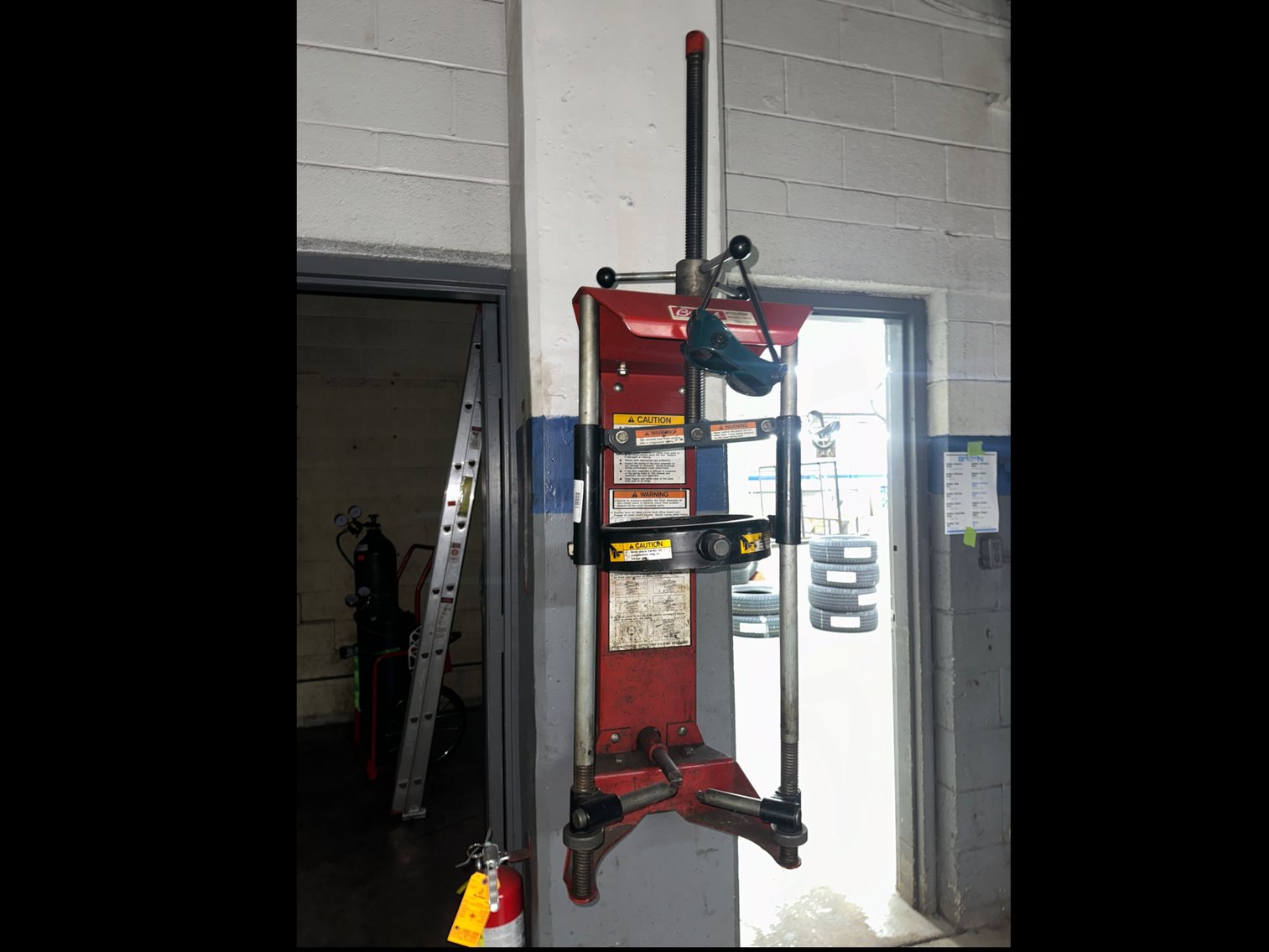 Image for (Toledo OH) Lifts, Auto Equipment, Tools, Shelving, Golf Cart, Fixtures (Central Ave)