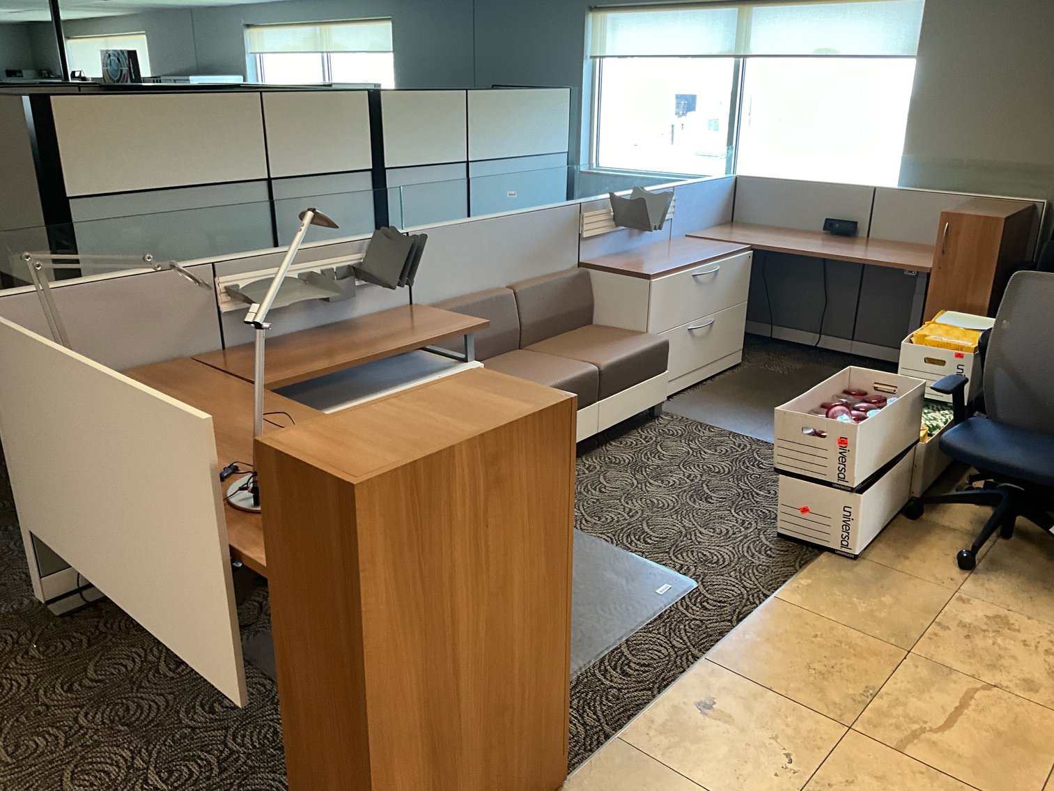 Image for (Holland OH) Caterpillar Forklift, Showroom Floor Models, Pallet Racking & More! (Hamilton Dr.)