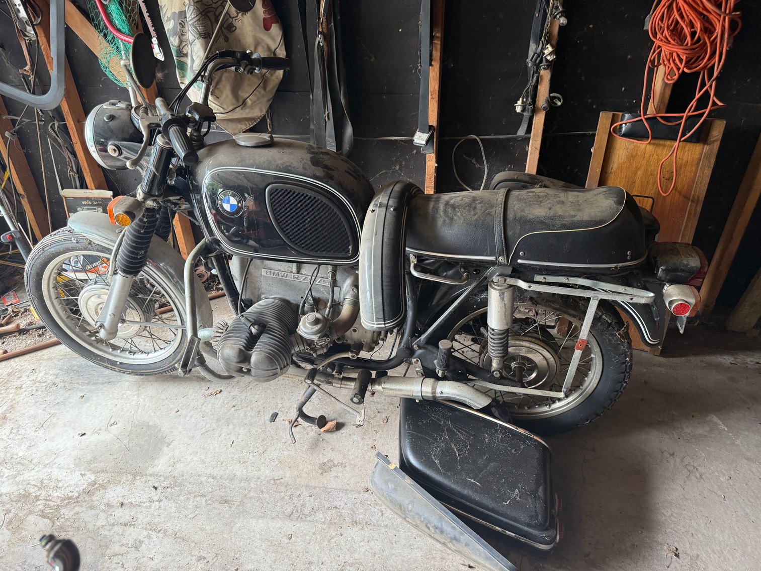 Image for (Toledo OH) Barn Finds! 90-Year-Old Seller's Vehicle Collection! (Bronson)