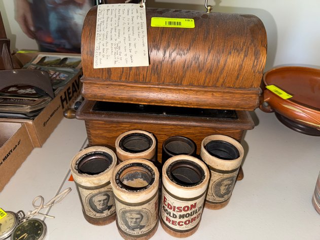 Image for (Toledo OH) Contents of Home, Pottery, Furniture, Antiques, Collectibles & More! (Elmlawn Dr.)