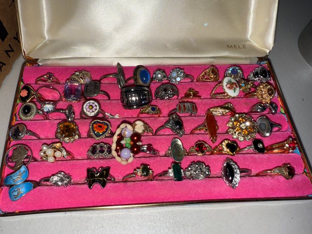 Image for (Toledo OH) 10KT Gold , 24KT Gold, 925, Sterling Silver, Coins, Home Decor, Dolls (Cinnamon Teal)