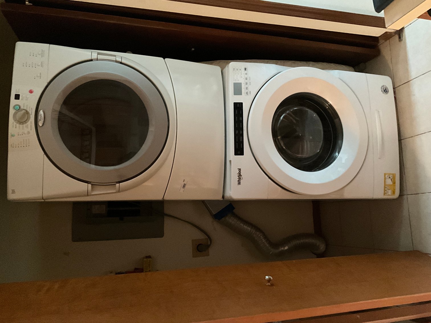 Image for (Perrysburg OH) Mini Cooper, Jewelry, Household Items, Furniture (Meadowpond)