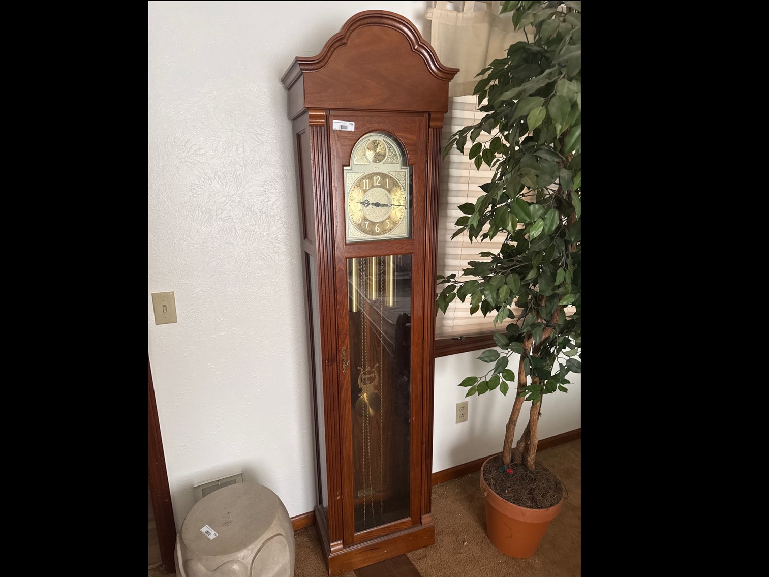 Image for (Perrysburg OH) Mini Cooper, Jewelry, Household Items, Furniture (Meadowpond)