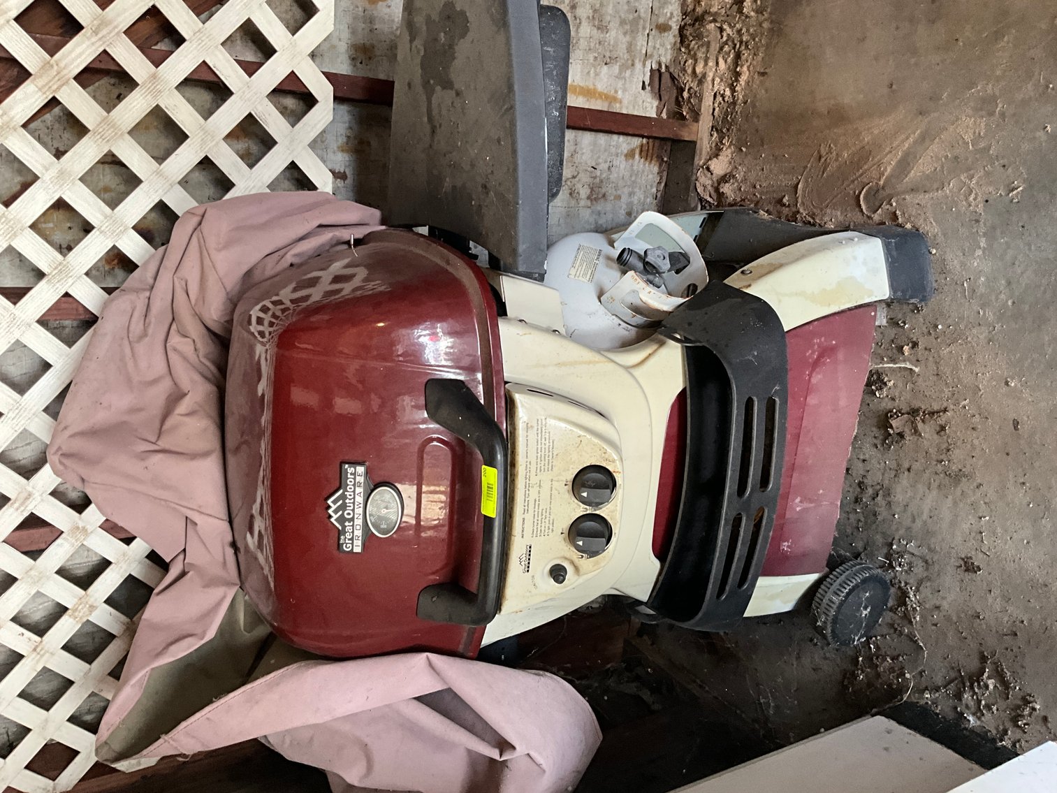 Image for (Wyandotte MI) Trust Auction! Chevrolet Suburban, Tools, Contents, Scooters, Household Furnishings, Scrap (21st)