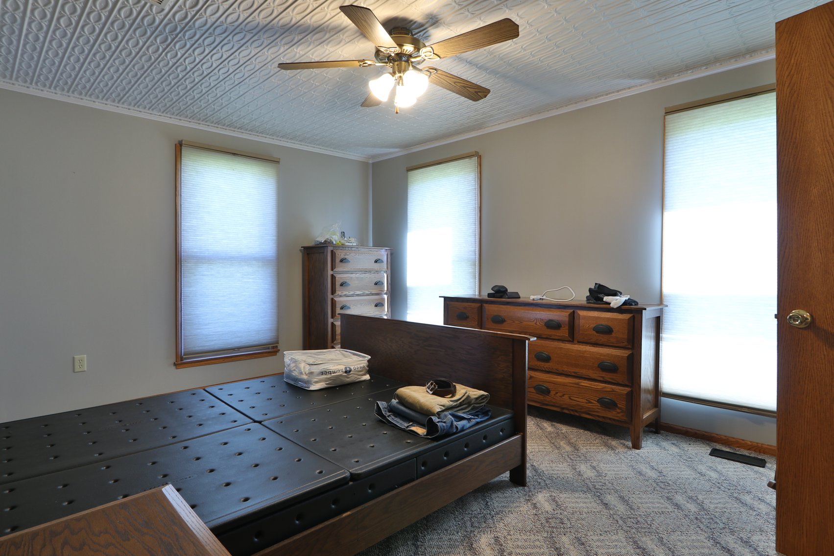 Image for Donald W. Eis Farmland Auction by the Schaardt Auction Team with Burrows Tracts Real Estate