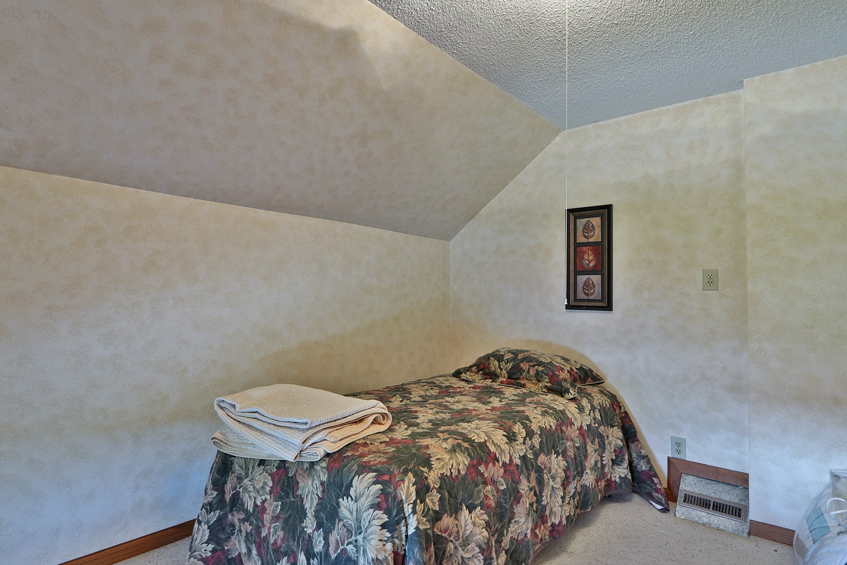 Image for Donald W. Eis Farmland Auction by the Schaardt Auction Team with Burrows Tracts Real Estate