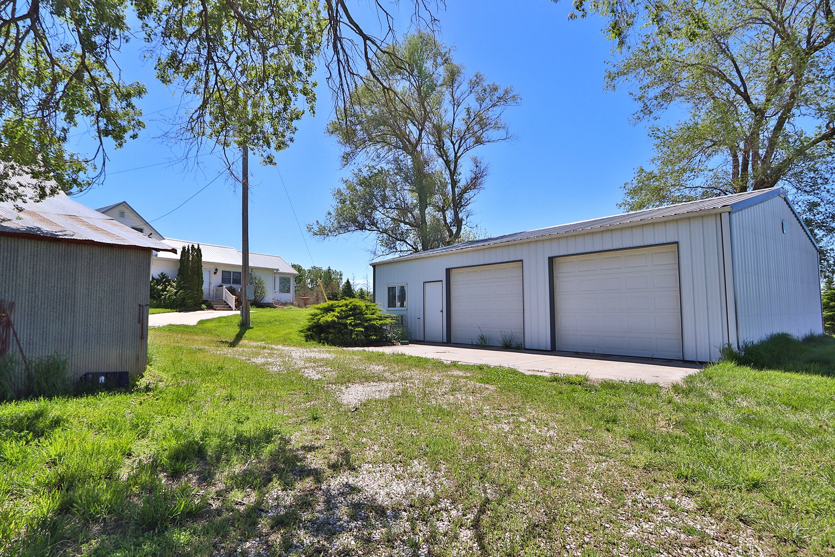 Image for Donald W. Eis Farmland Auction by the Schaardt Auction Team with Burrows Tracts Real Estate