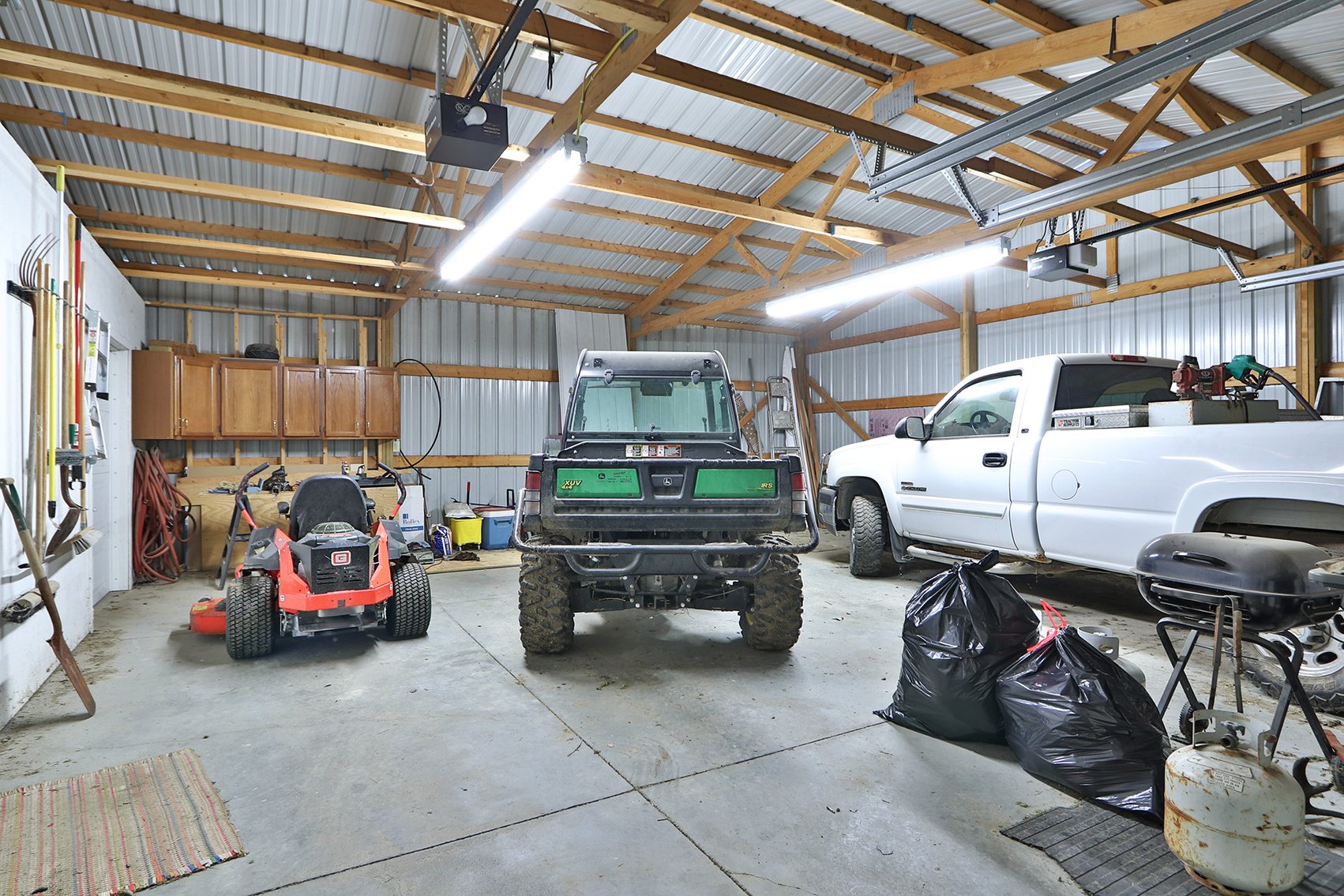 Image for Donald W. Eis Farmland Auction by the Schaardt Auction Team with Burrows Tracts Real Estate