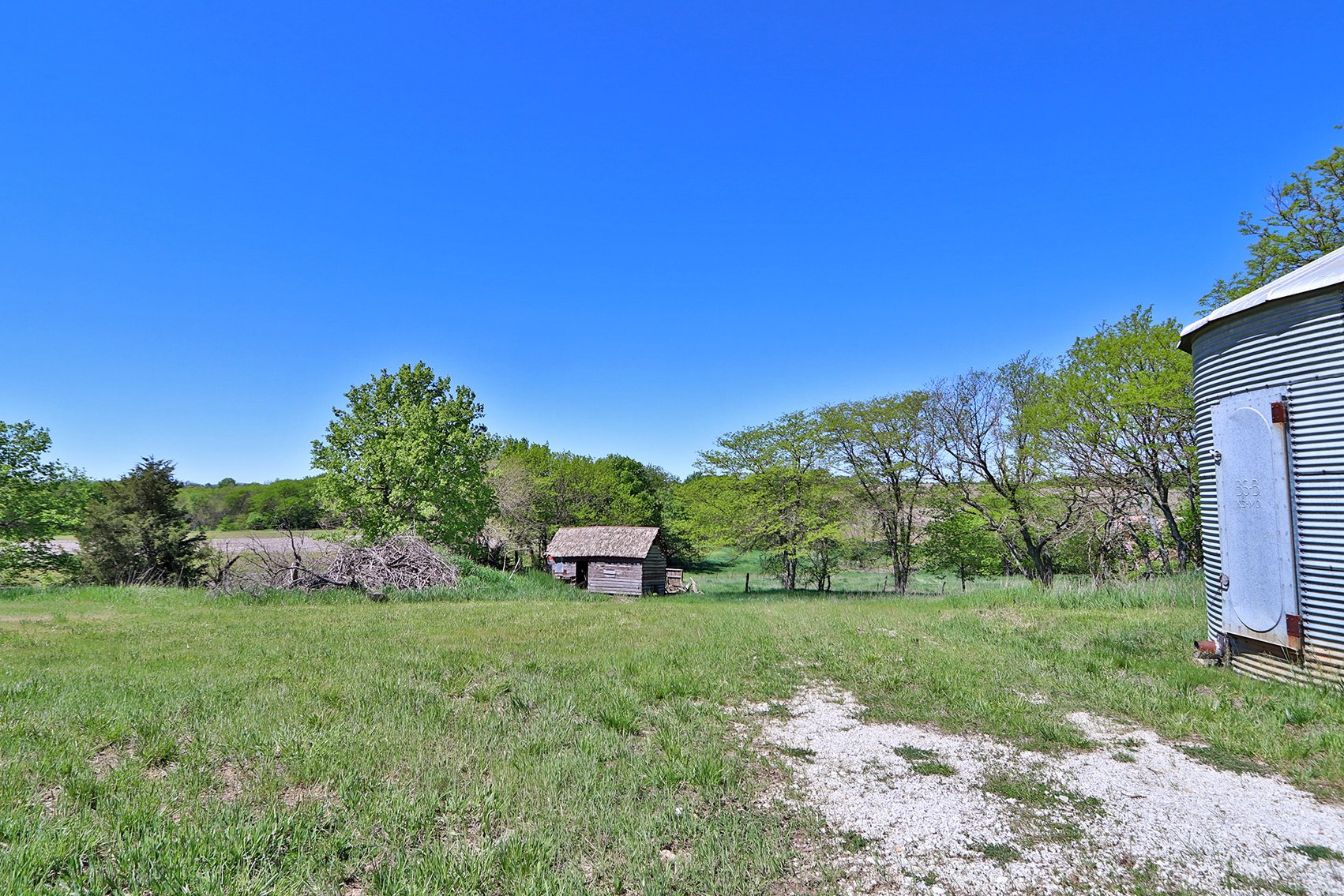 Image for Donald W. Eis Farmland Auction by the Schaardt Auction Team with Burrows Tracts Real Estate