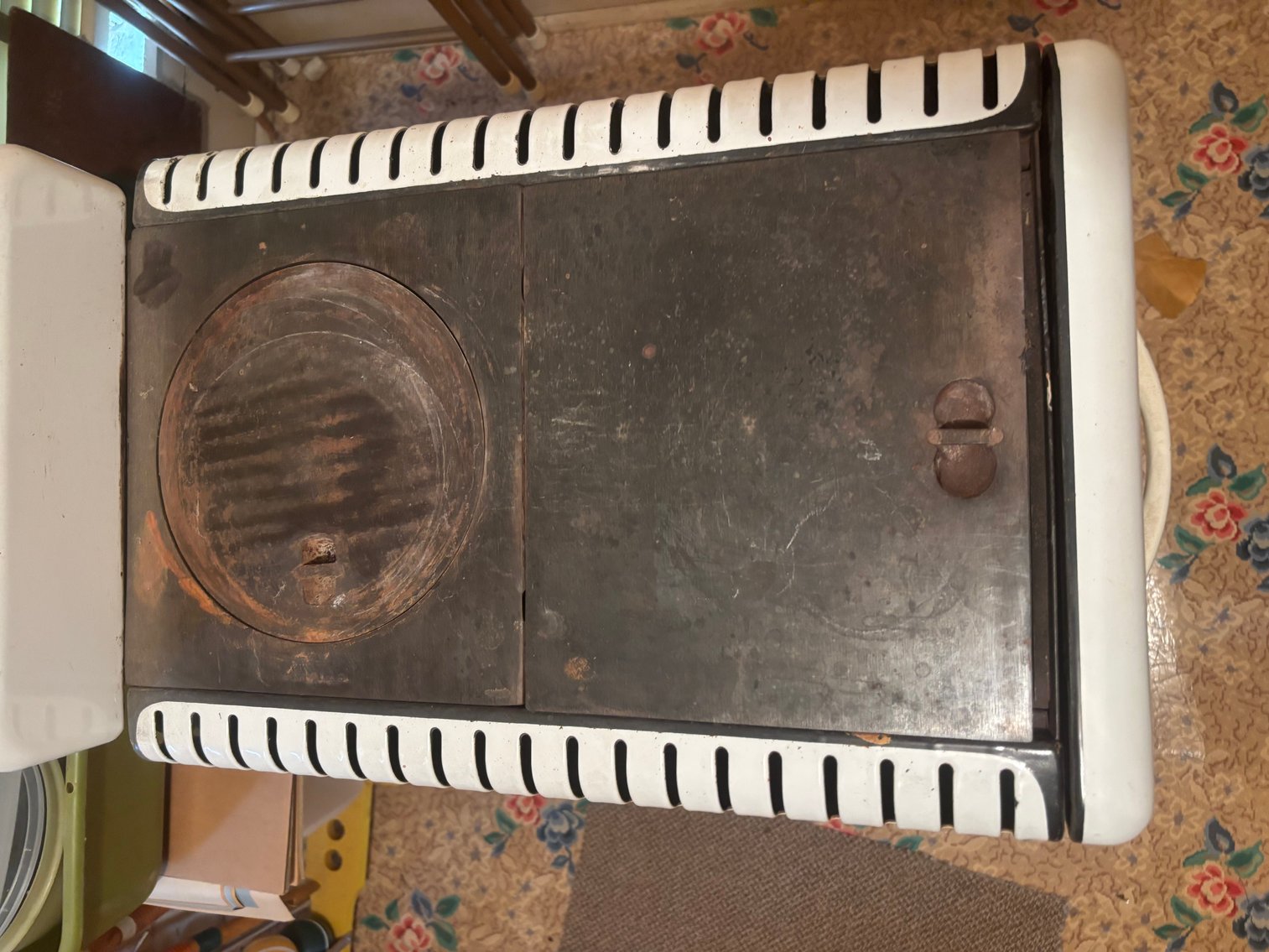 Image for Steve & Millie Avery Estate Live Auction