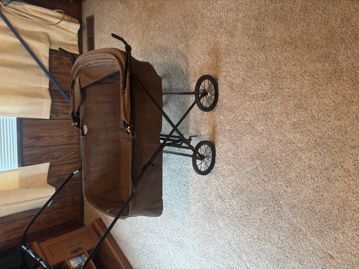 Image for Steve & Millie Avery Estate Live Auction