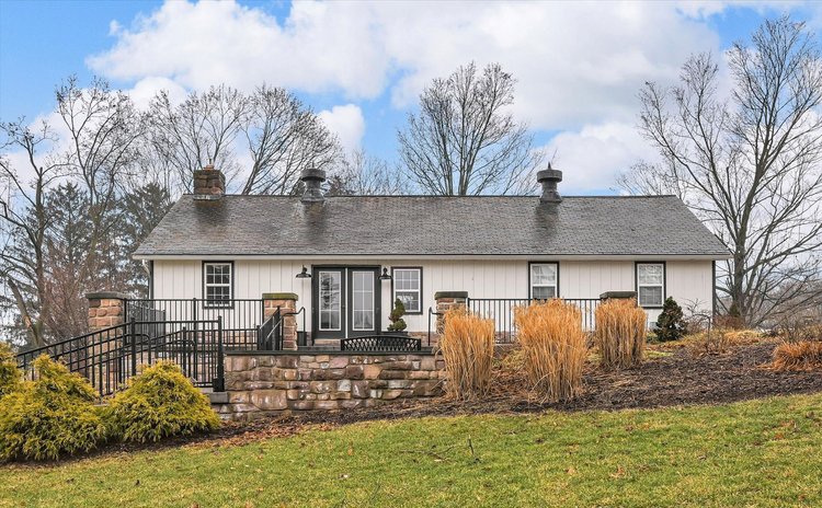 Online Real Estate Auction - Commercial Event Space on (+/-) 4 Acres