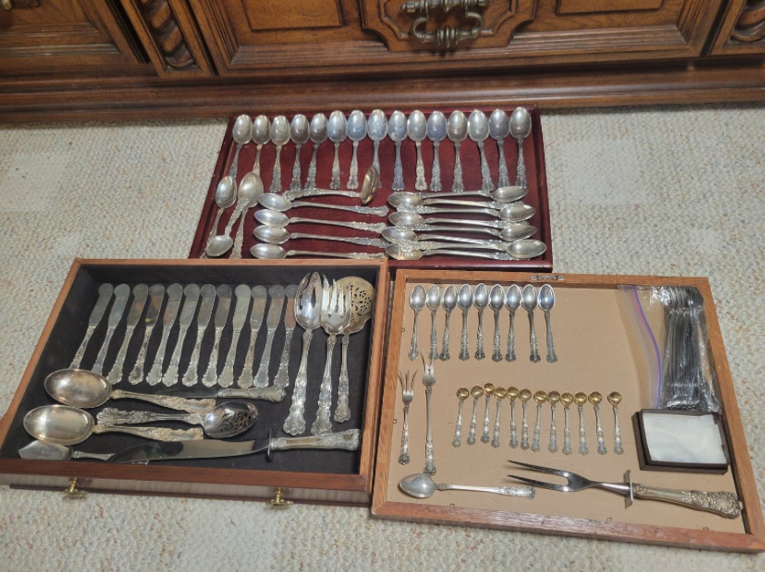 Image for Middlesex County Estate Auction