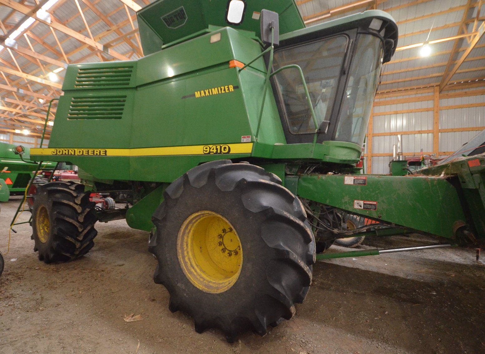 Image for JOHN DEERE 9410 COMBINE & JD 625F PLATFORM HEAD - AUCTIONTIME.COM