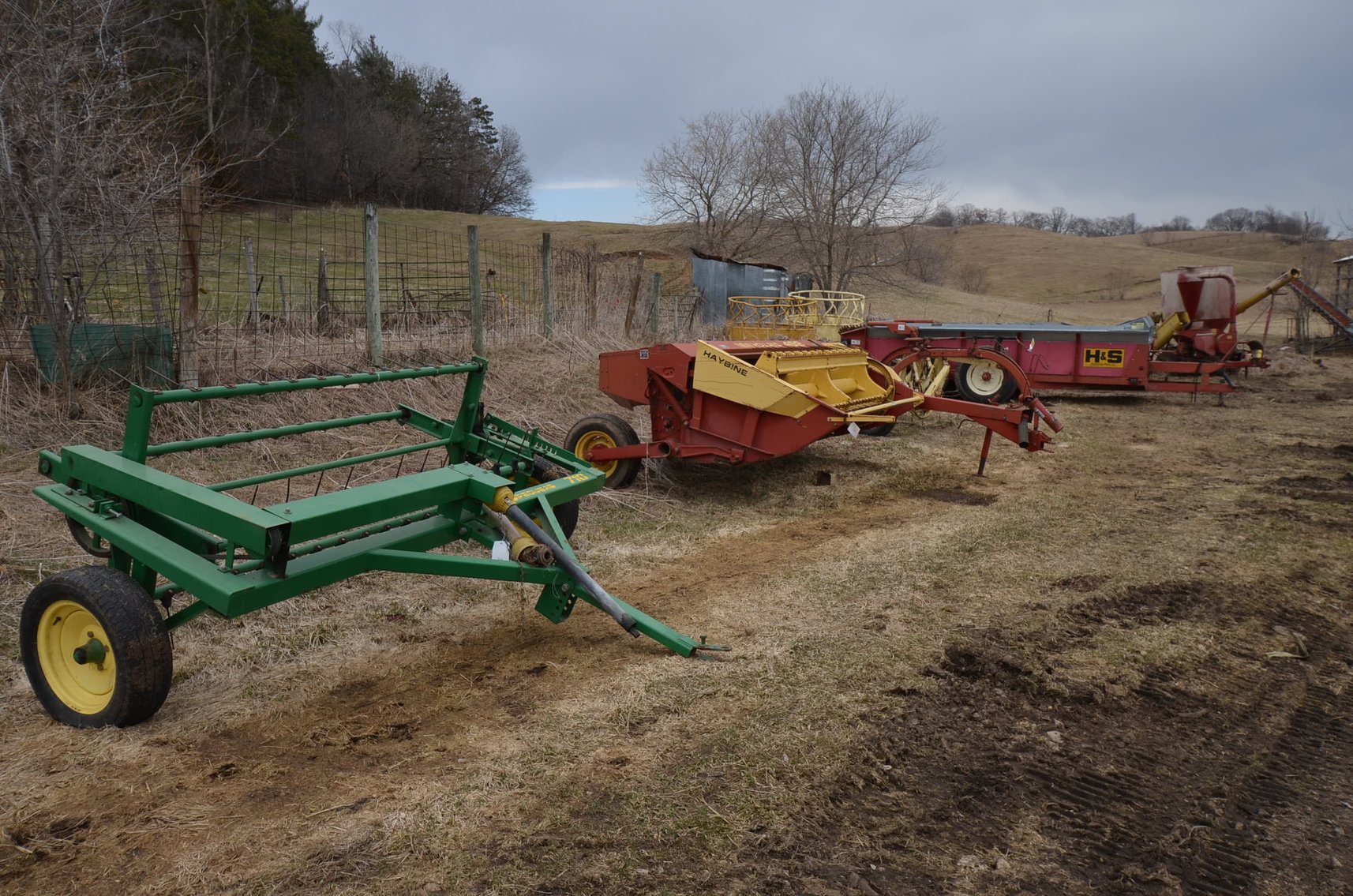 Image for TRACTORS, VEHICLES, AND FARM EQUIPMENT - Mondovi, WI