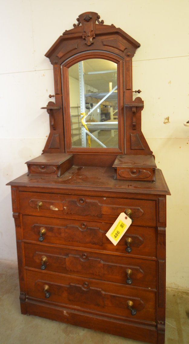 Image for MF TRACTOR, INTERNATIONAL SEMI, GENERATORS, TOOLS, FURNITURE, WOOD WORKING EQUIPMENT, AND MORE! - Mondovi, WI