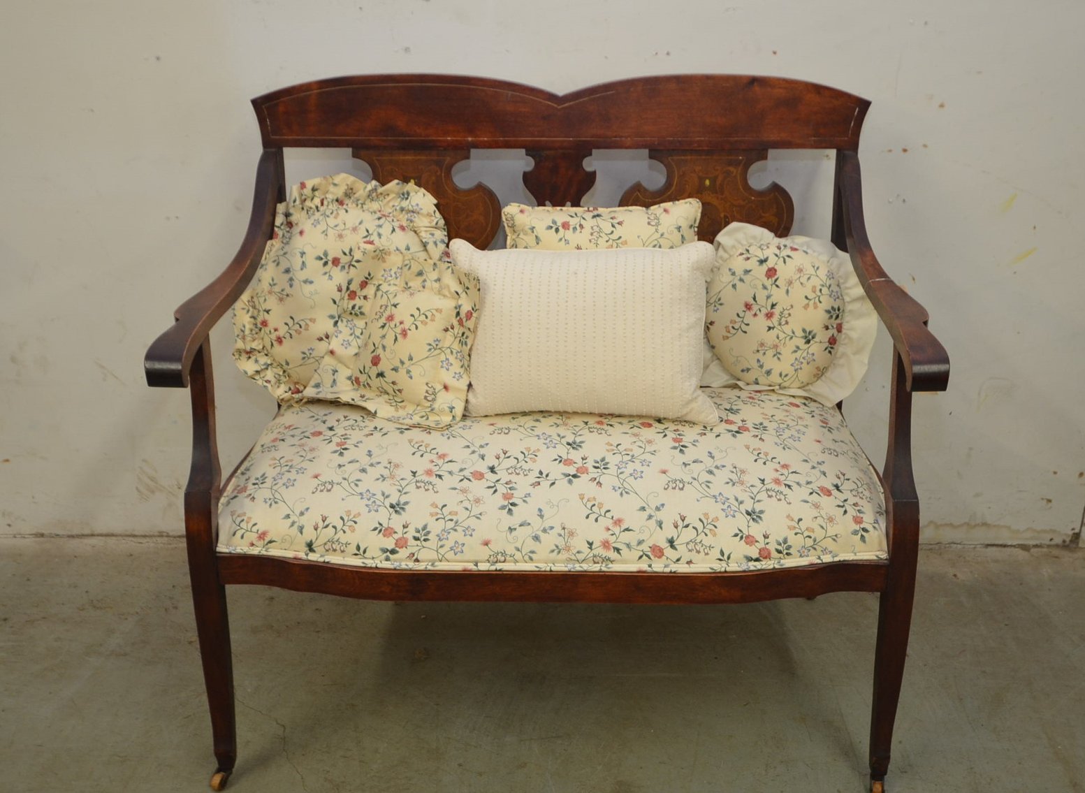 Image for MF TRACTOR, INTERNATIONAL SEMI, GENERATORS, TOOLS, FURNITURE, WOOD WORKING EQUIPMENT, AND MORE! - Mondovi, WI