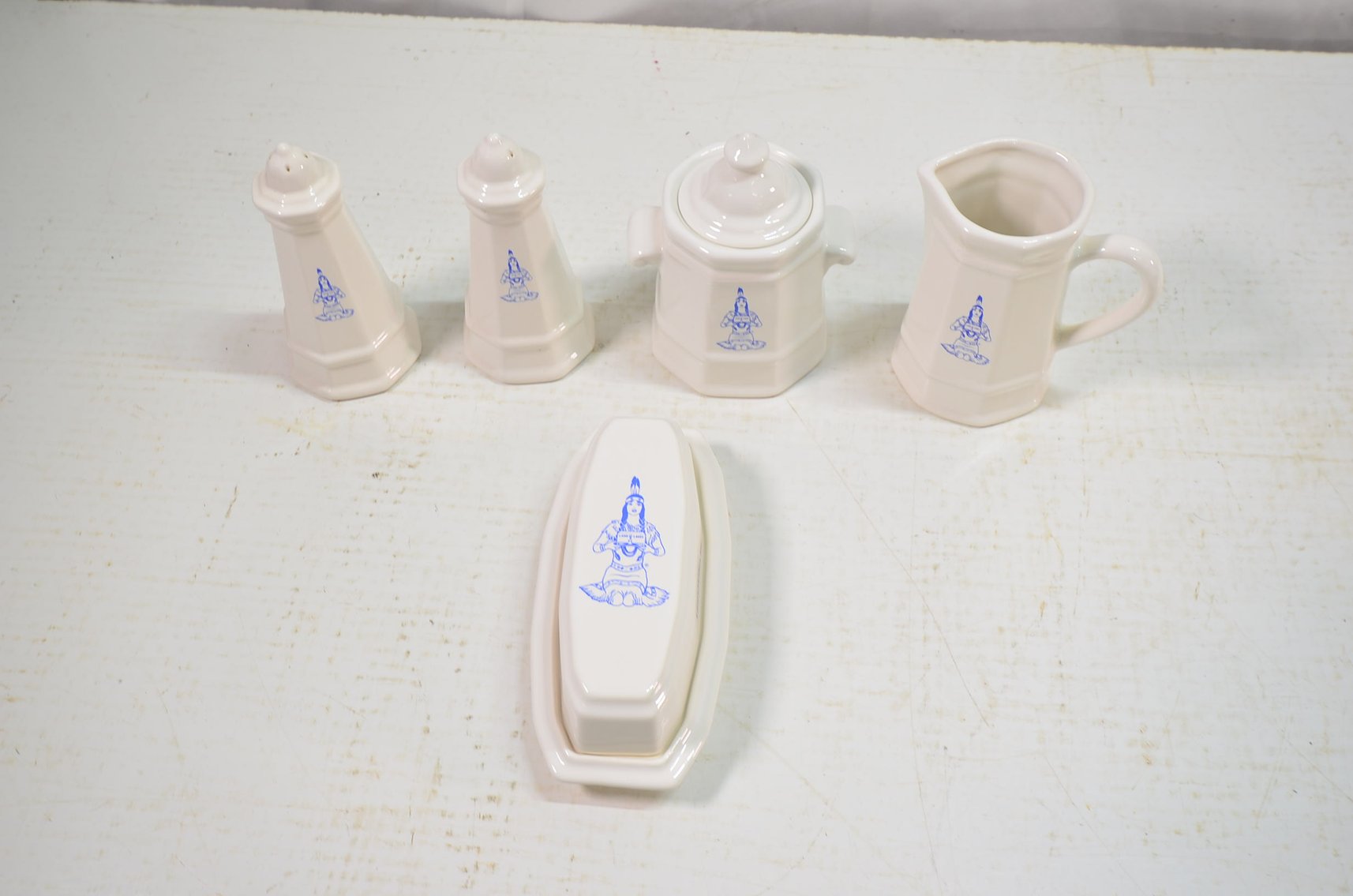 Image for FERTILIZER TRUCK, TRACTORS, MOWERS, TRAILER, TOOLS AND COLLECTIBLES - Mondovi, WI