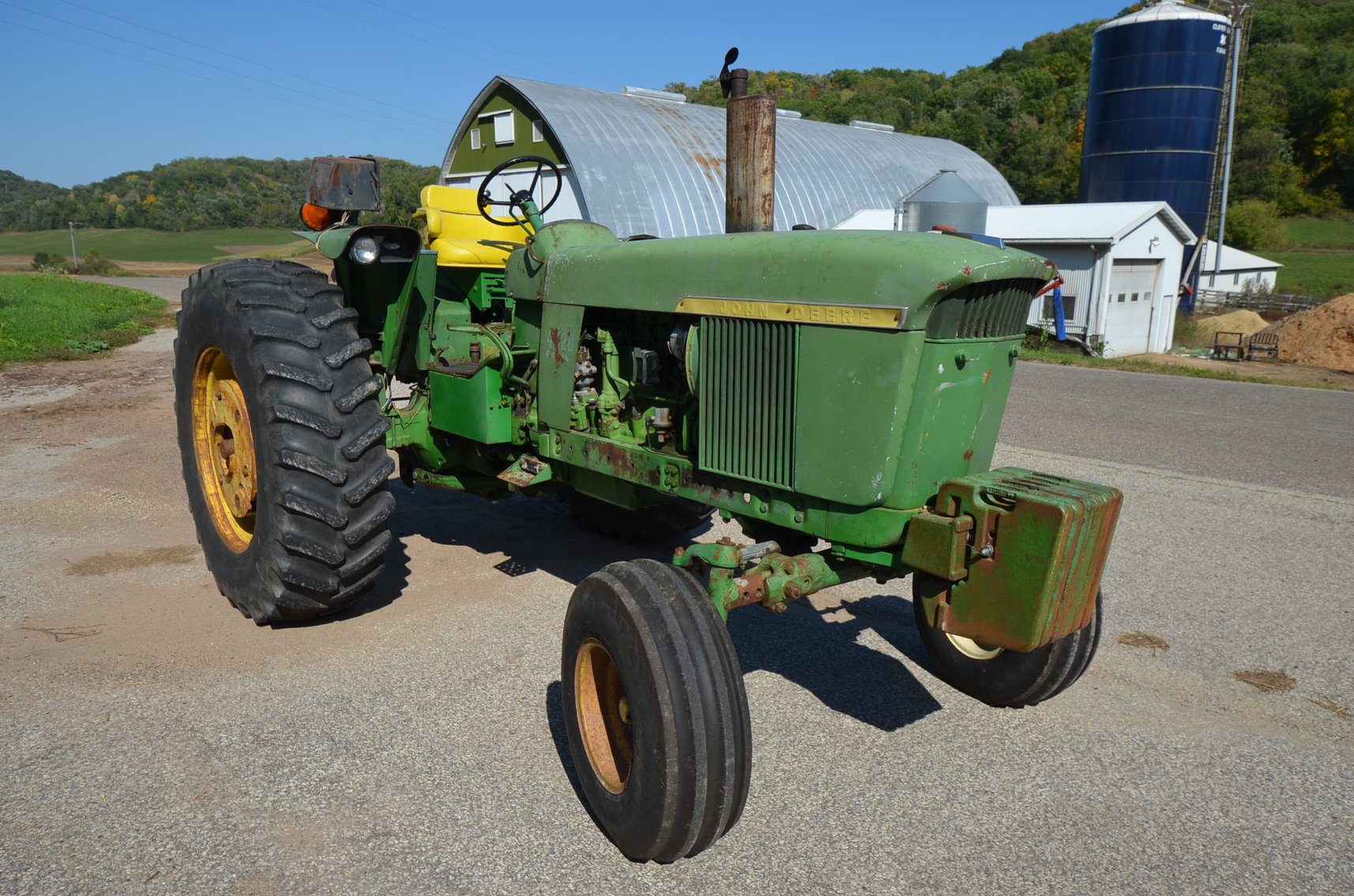 Image for FERTILIZER TRUCK, TRACTORS, MOWERS, TRAILER, TOOLS AND COLLECTIBLES - Mondovi, WI