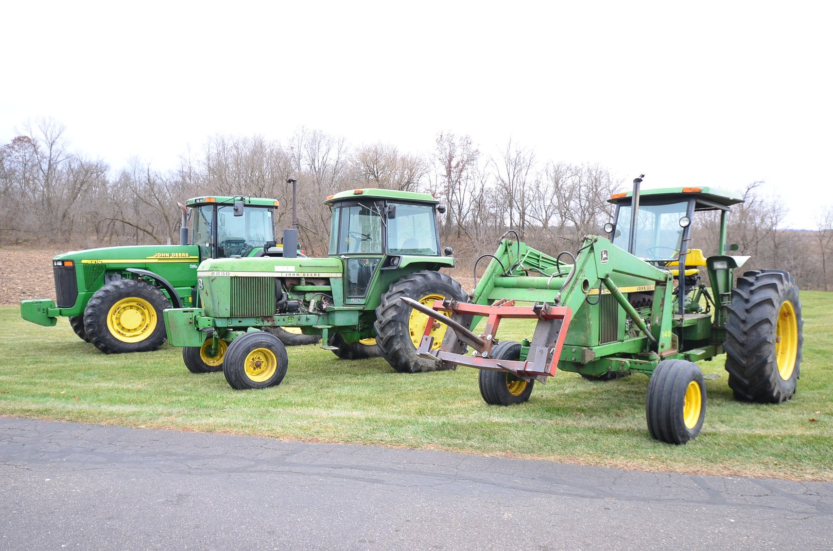 Image for TRACTORS, LIVESTOCK EQUIPMENT, HAY AND TILLAGE EQUIPMENT - Mondovi, WI