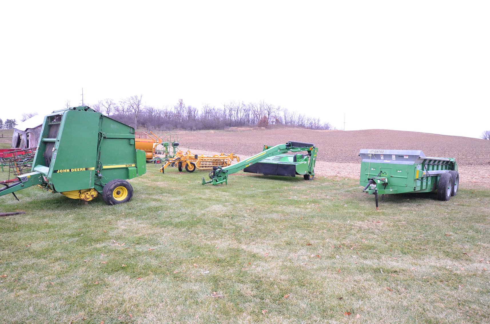 Image for TRACTORS, LIVESTOCK EQUIPMENT, HAY AND TILLAGE EQUIPMENT - Mondovi, WI