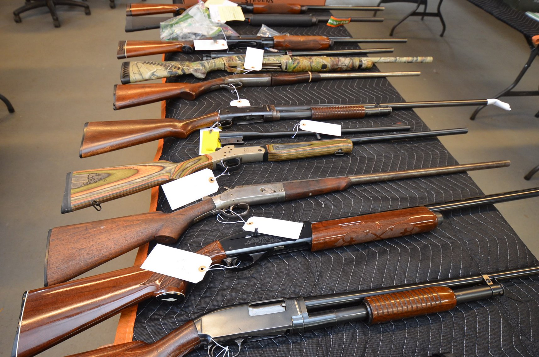 Image for EARLY SPRING GUN AND AMMO - Mondovi, WI