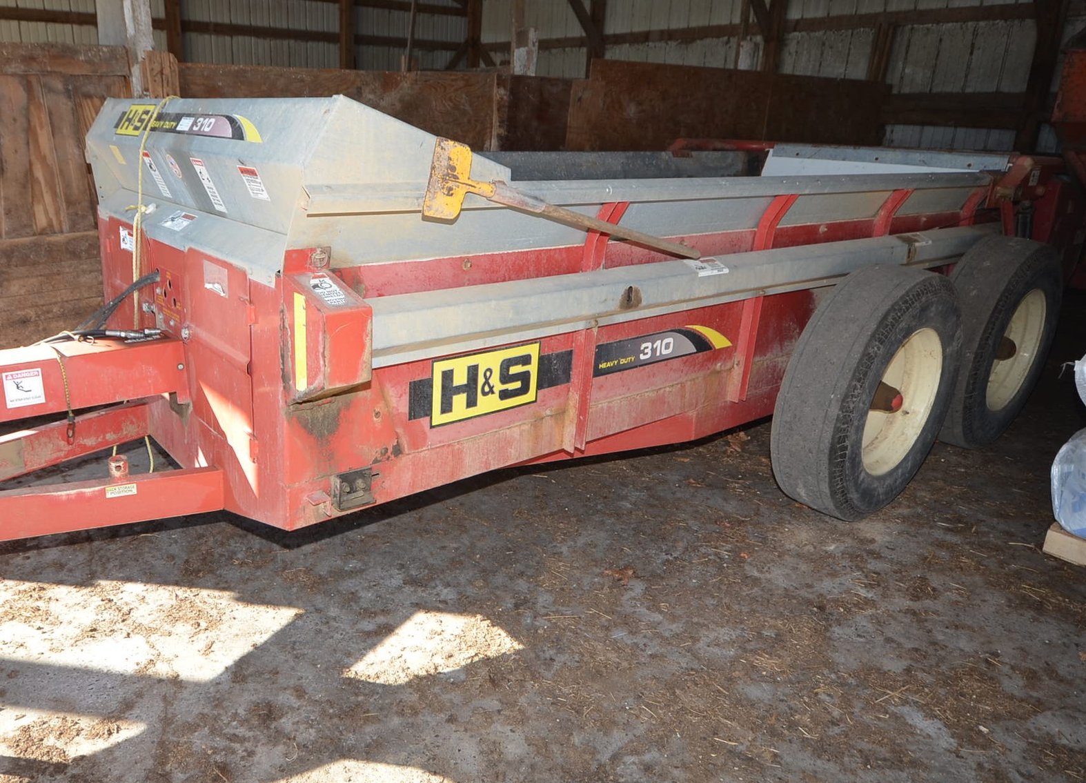 Image for IH TRACTORS, HAY - TILLAGE - PLANTING EQUIPMENT, AND OTHER FARM ITEMS - Taylor, WI