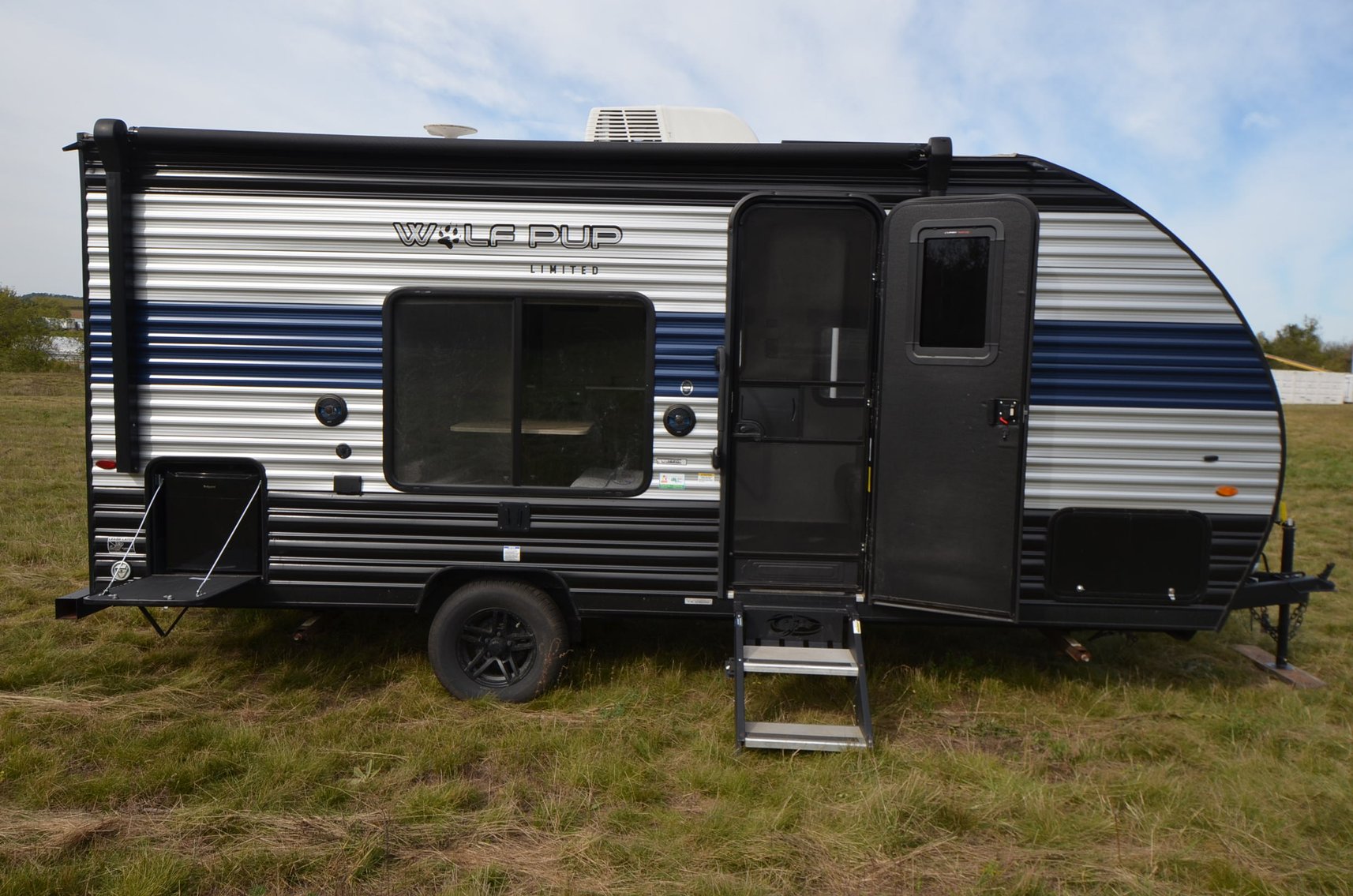 Image for GREAT OUTDOORS CAMPER INVENTORY REDUCTION - Mondovi, WI