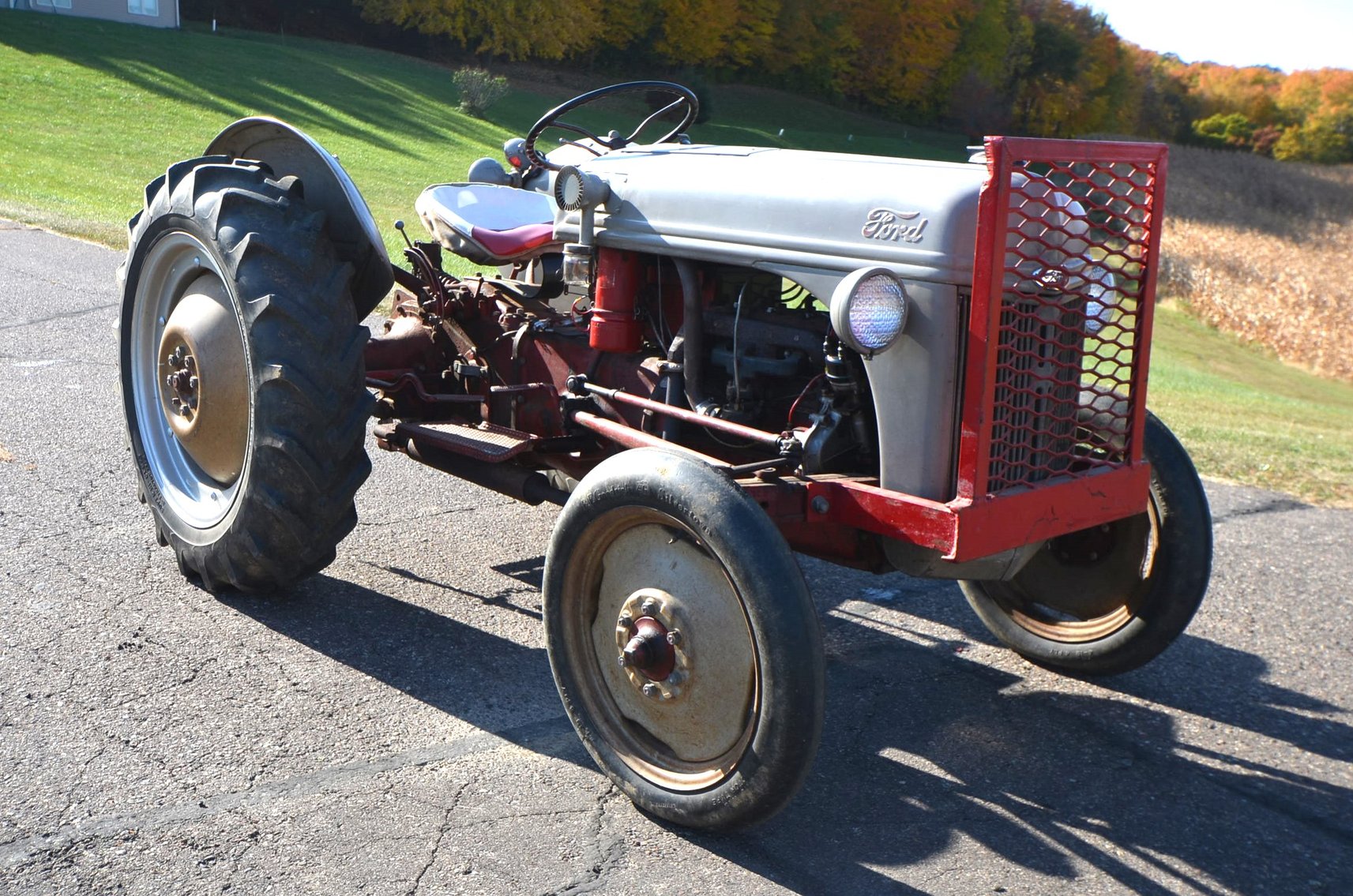 Image for DOUG FISK VINTAGE TRACTOR COLLECTION & MACHINERY - Mondovi, WI