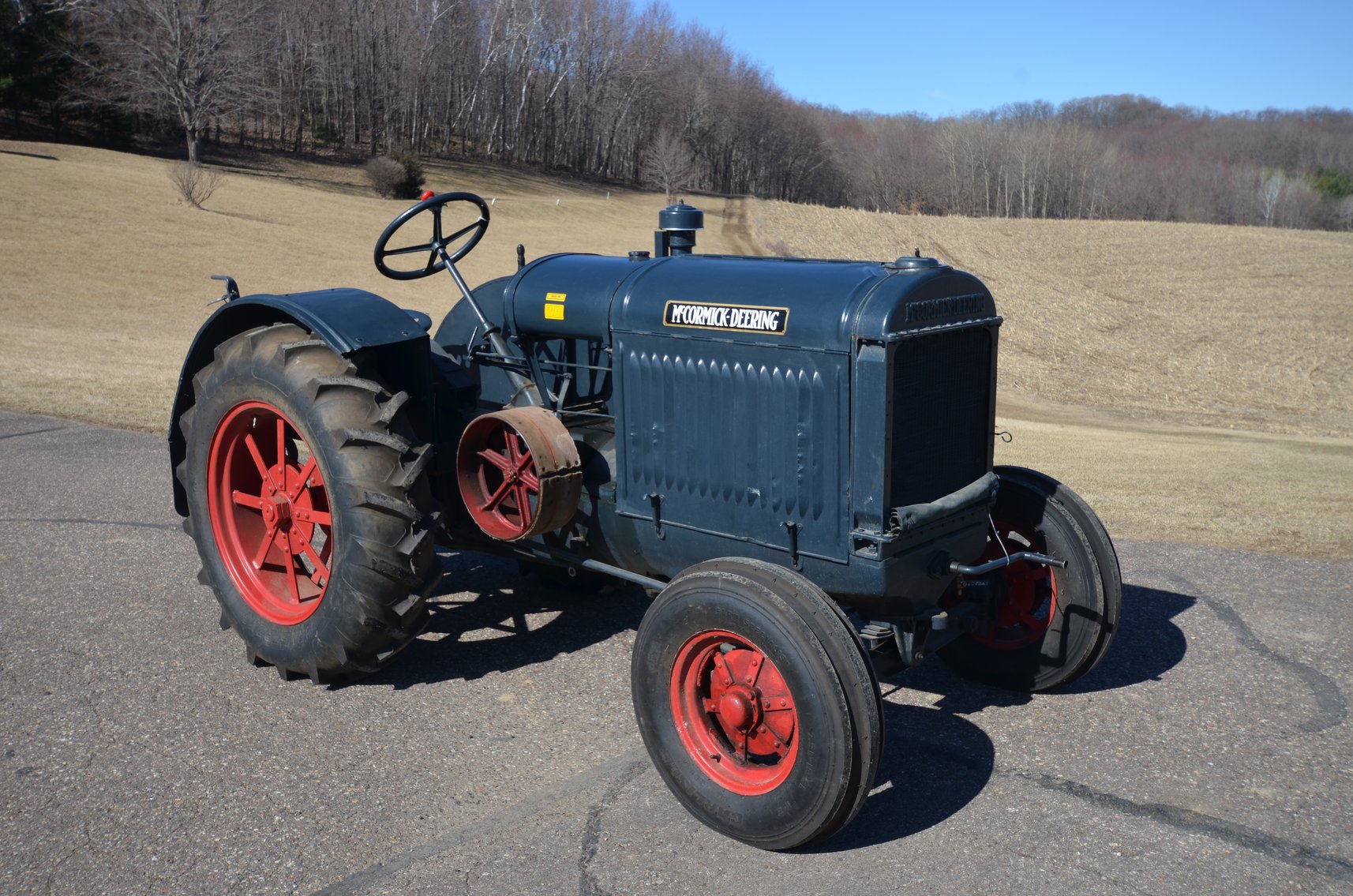 Image for DOUG FISK VINTAGE TRACTOR COLLECTION & MACHINERY - Mondovi, WI