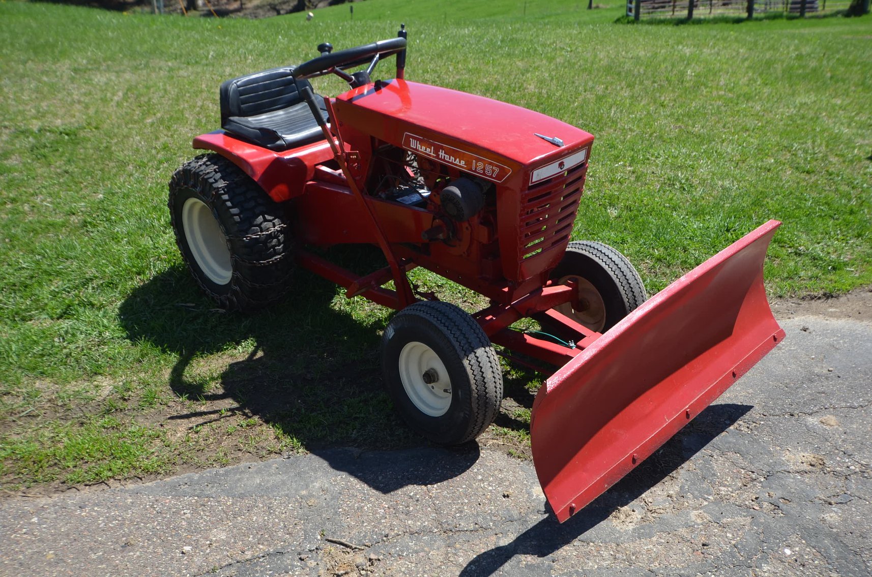Image for DOUG FISK VINTAGE TRACTOR COLLECTION & MACHINERY - Mondovi, WI