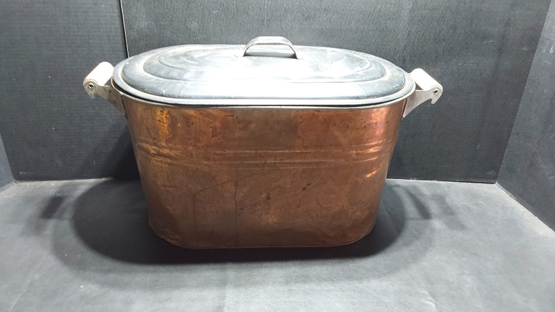 Image for Gus and Ada McDonell's Online Estate Auction