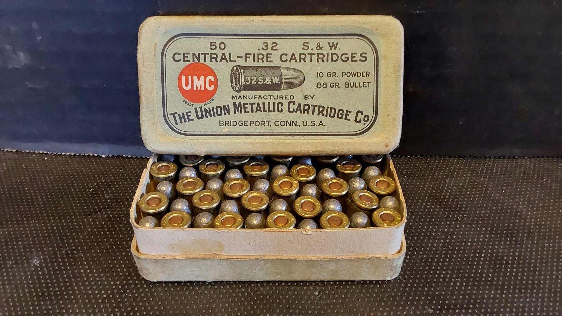 Image for Leaping into a New Year's Online Auction