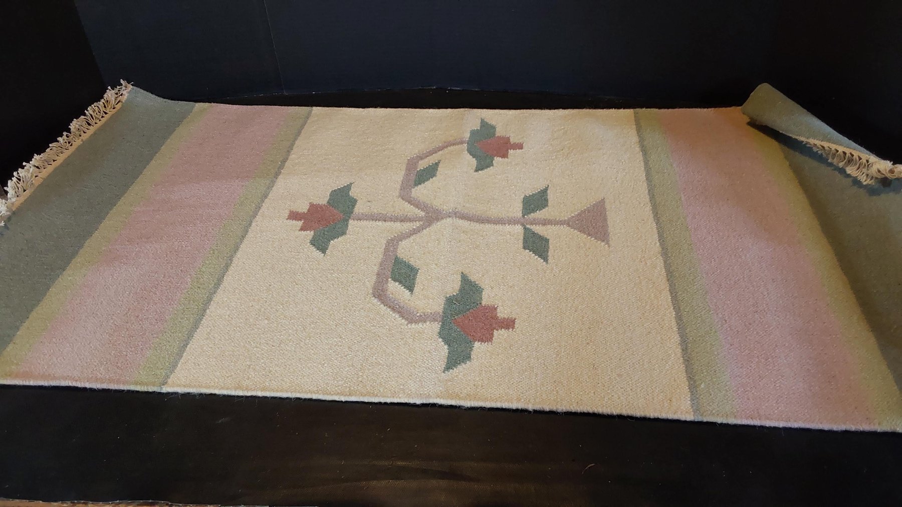 Image for February's Sweetheart of an Online Auction