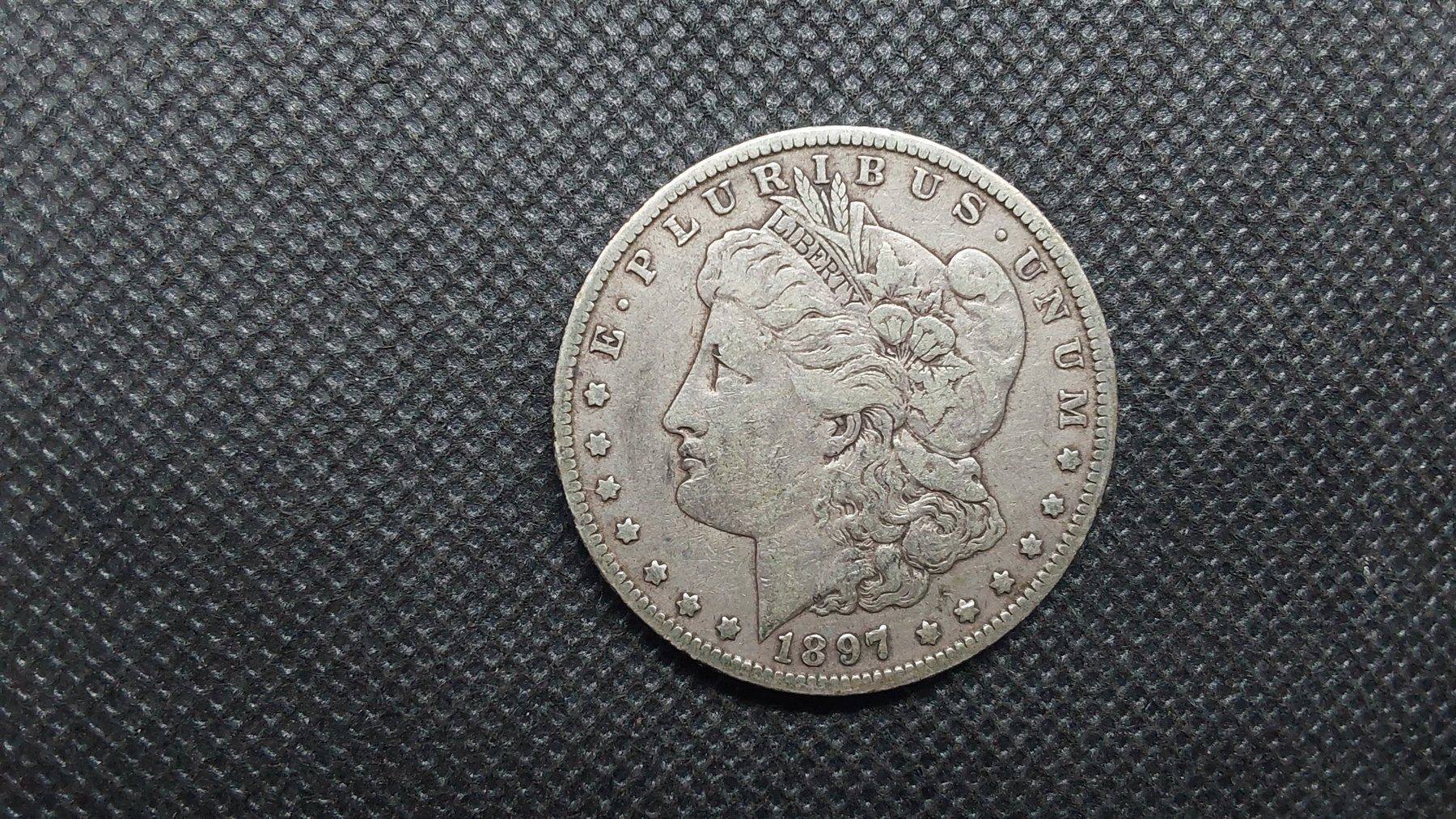 Image for Frosty December Online Auction