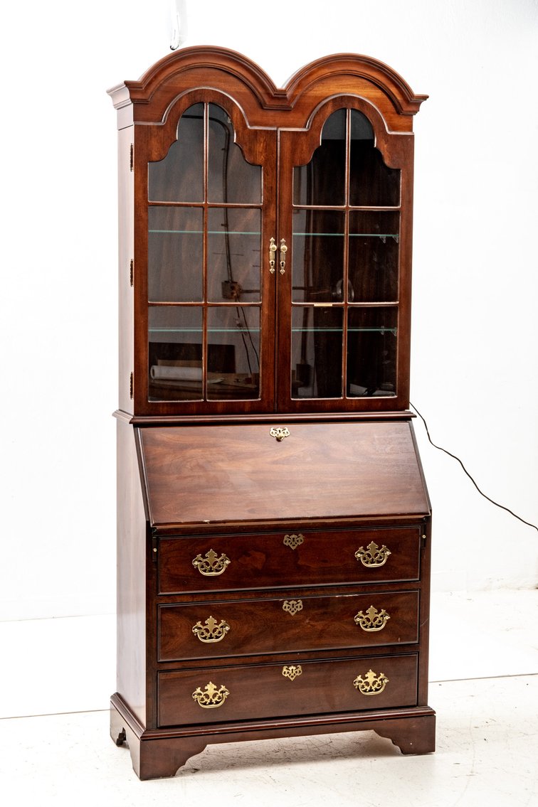 Image for Gray Gallery Online Antiques & Estate Auction