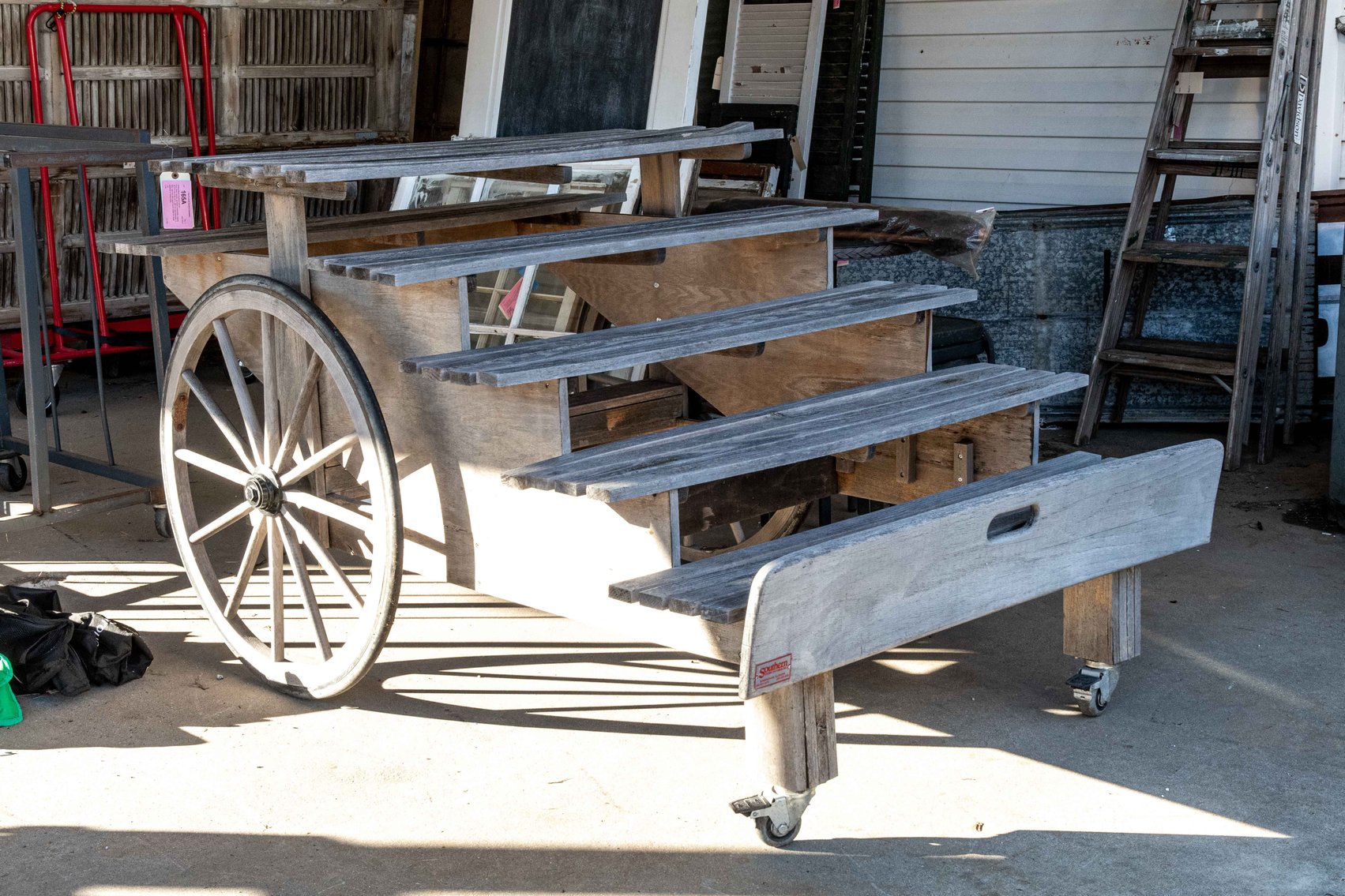 Image for Pink Gallery - Online Estate Auction