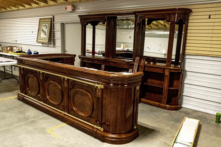 Image for Pink Gallery - Online Estate Auction