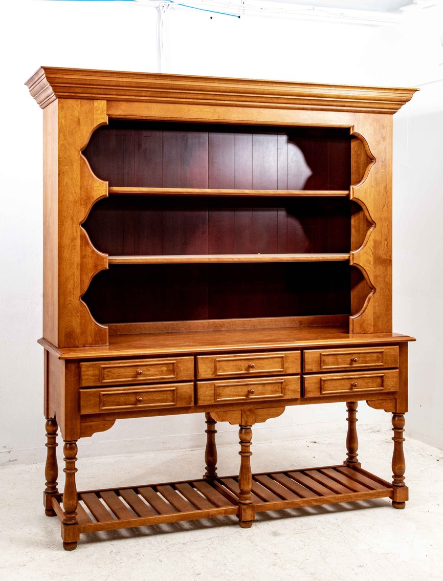 Image for Yellow Gallery - Online Estate & Antiques Auction