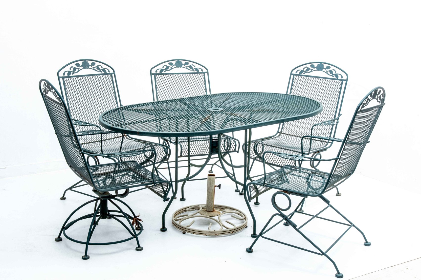 Image for Red Gallery Auction Multi Consignor