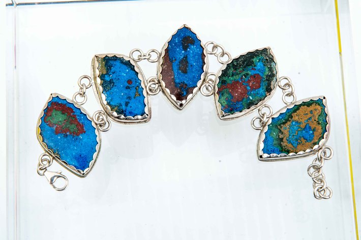 Image for Pink Gallery - Online Estate Auction