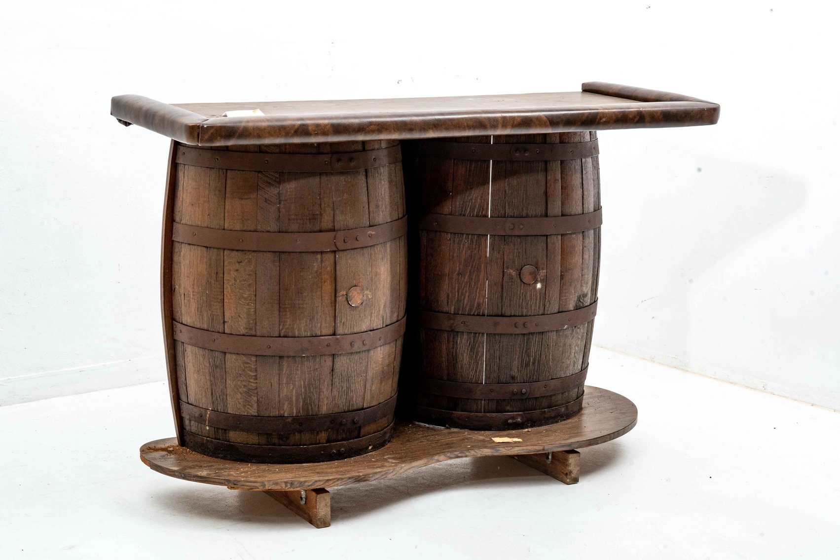 Image for Multi Consignor Yellow Gallery Auction