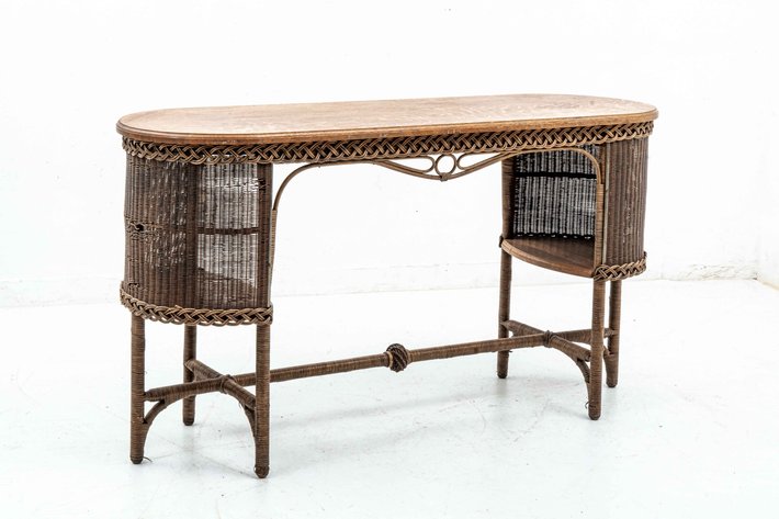 Image for Red Gallery Online Estate & Antiques Auction