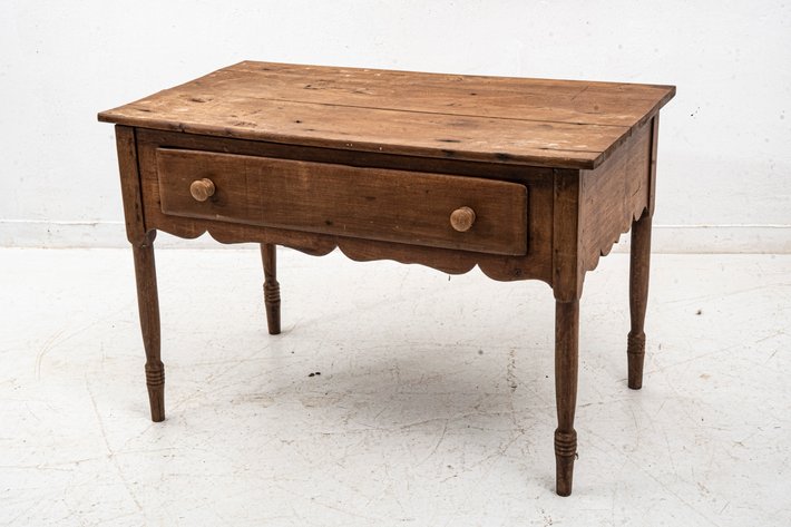 Image for Purple Auction Vintage & Contemporary